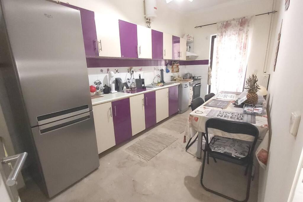 Theano'S Cozy & Quiet Lux Central Flat - Wifi & Full Amenities Patras Buitenkant foto