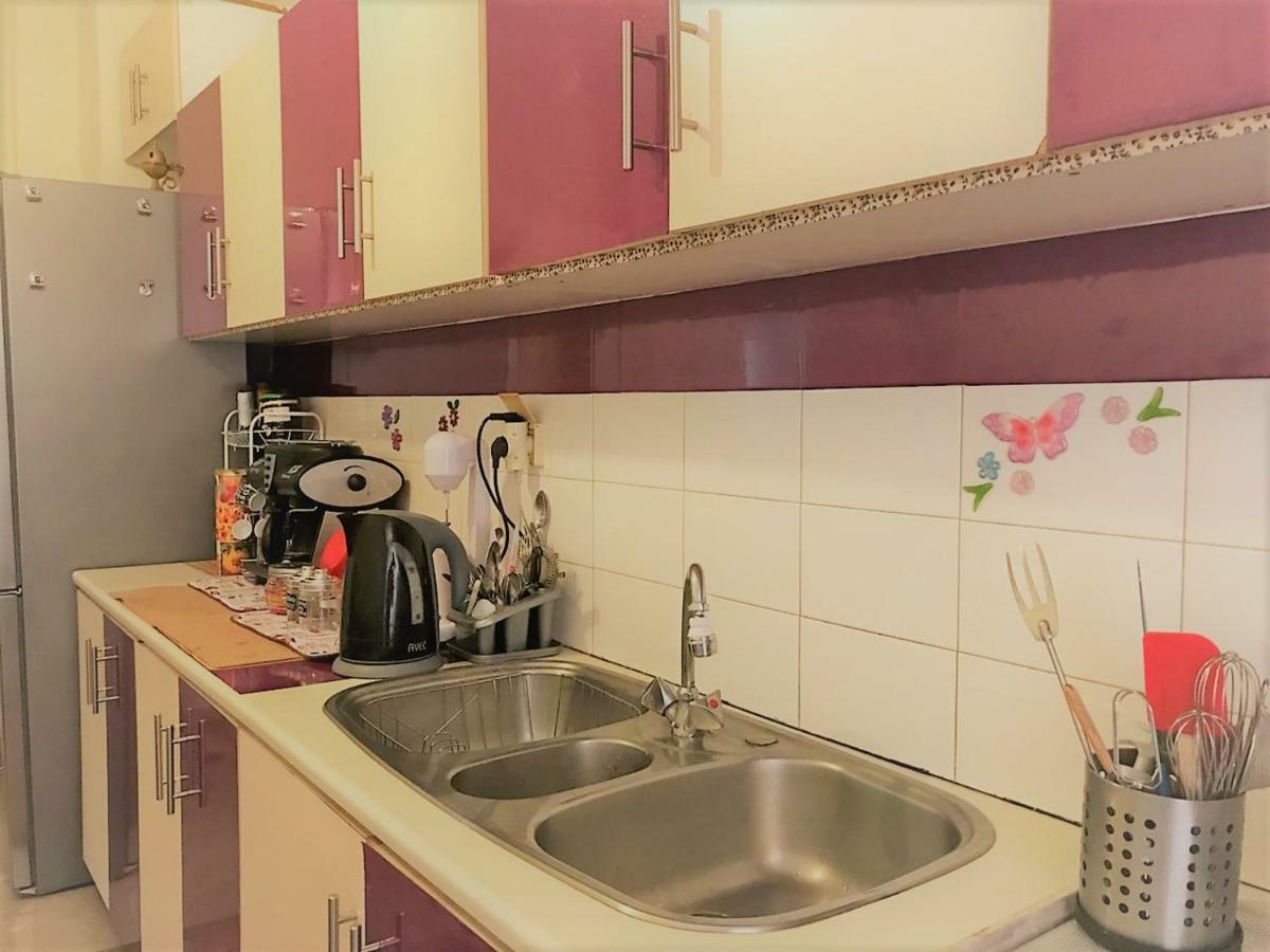 Theano'S Cozy & Quiet Lux Central Flat - Wifi & Full Amenities Patras Buitenkant foto