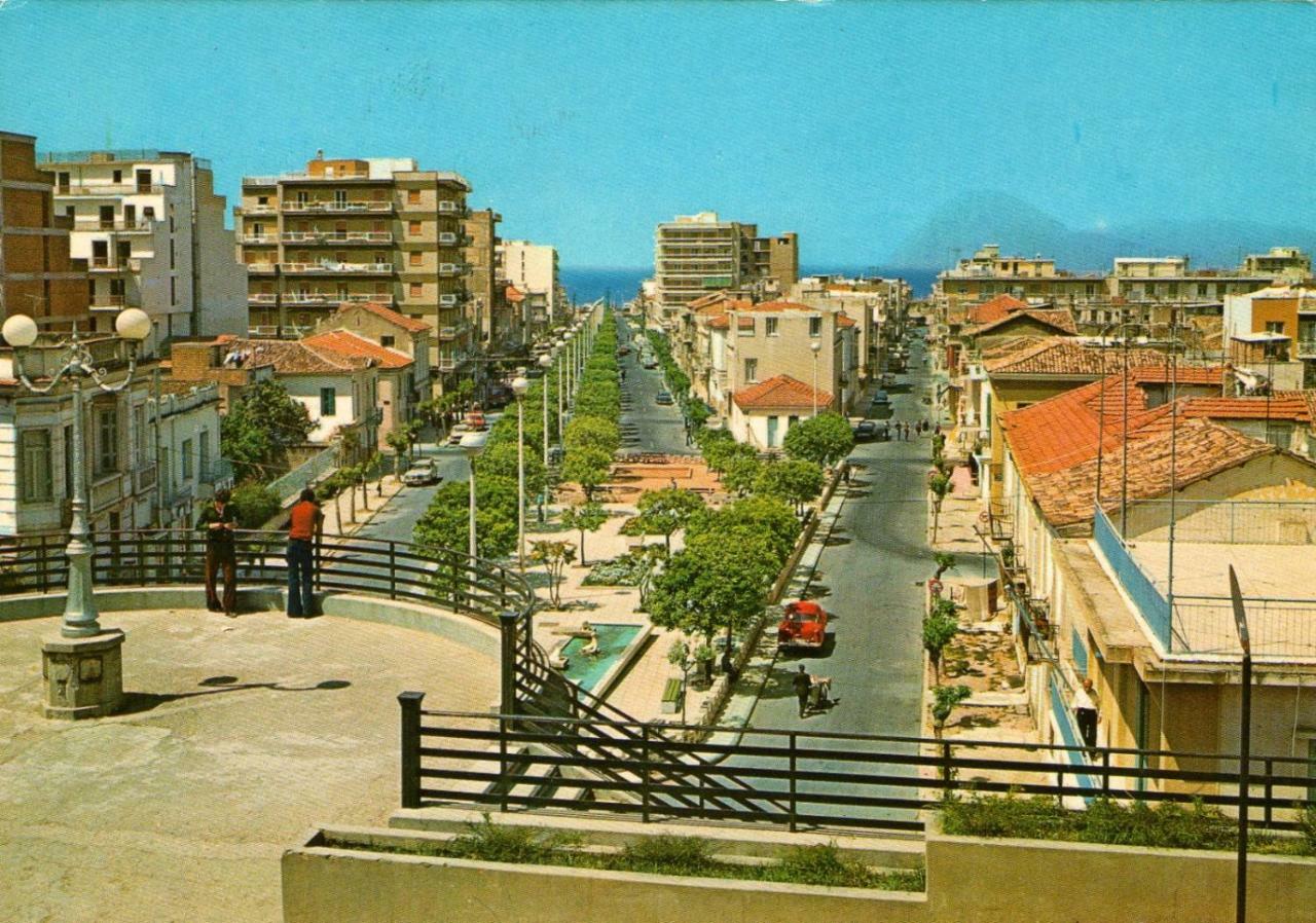 Theano'S Cozy & Quiet Lux Central Flat - Wifi & Full Amenities Patras Buitenkant foto